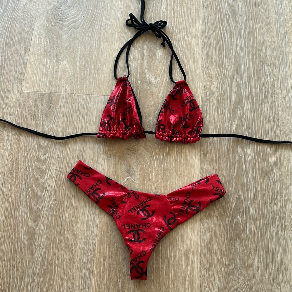 Shiny Red Thong Bikini S/M